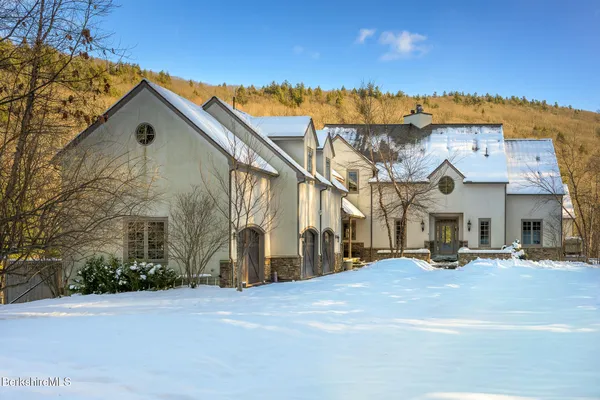 $3,325,000 | 83 Maple Hill Road, West Stockbridge, MA 01266