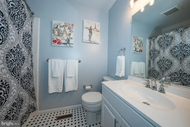 $675,000 | 127 Springton Mews Circle, Media, PA 19063