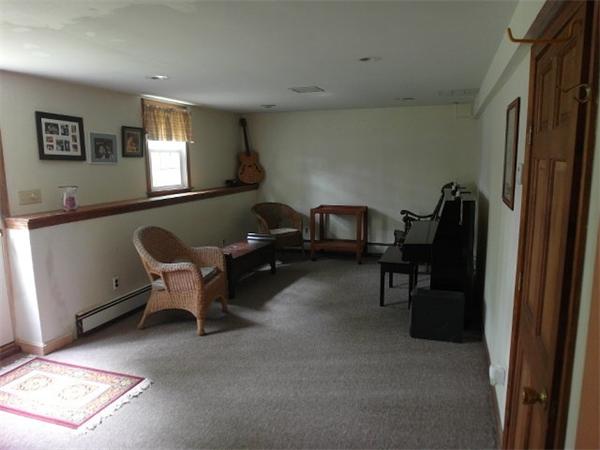 46 Allen Street Walpole, MA 02081 - Photo 16 of 17 Gallery Image 16
