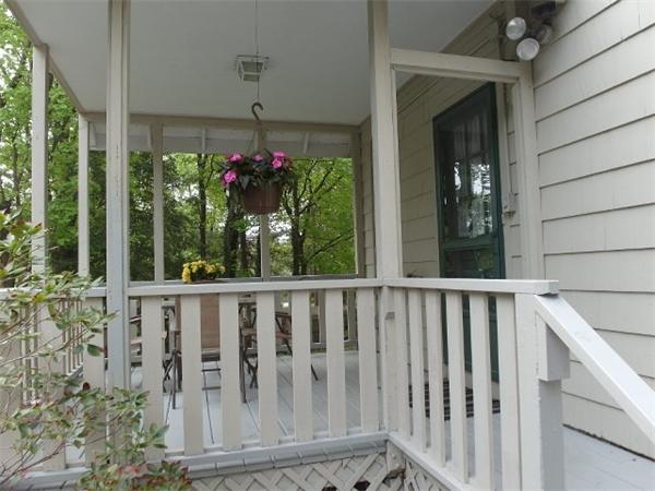 46 Allen Street Walpole, MA 02081 - Photo 2 of 17 Gallery Image 2