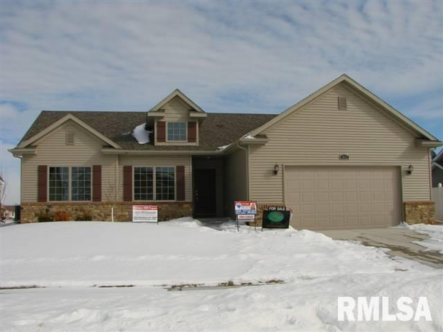 1633 Rhinelander Court Davenport, IA 52804 - Photo 1 of 12 Gallery Image 1