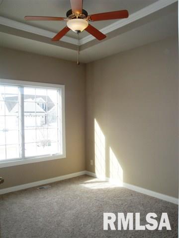 1633 Rhinelander Court Davenport, IA 52804 - Photo 8 of 12 Gallery Image 8