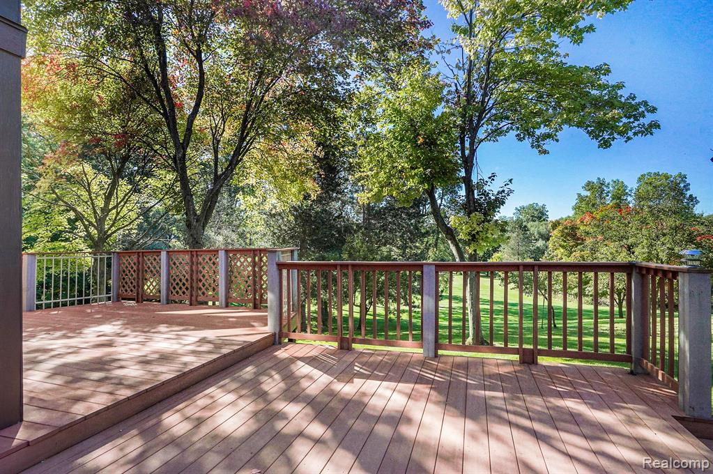 2455 Munster Road Rochester Hills, MI 48309 - Photo 34 of 36