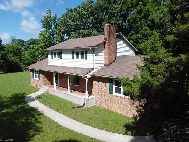 $495,000 | 298 Haven Hill Lane, Thomasville, NC 27360