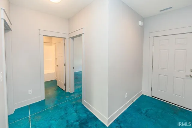 $2,400 | 1231 West Rangeview Circle, Bloomington, IN 47403