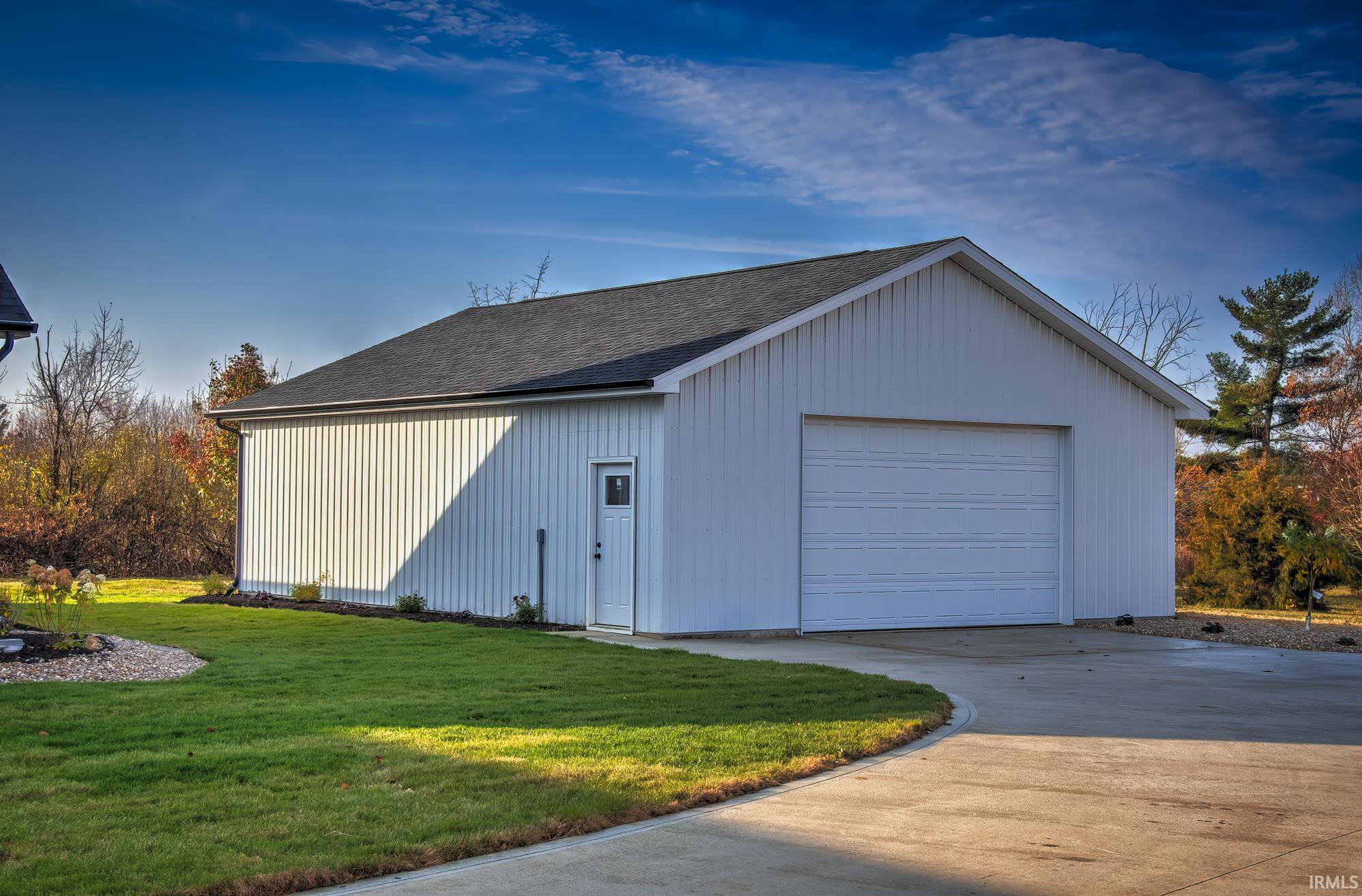 2153 Kroemer Road Fort Wayne, IN 46808 - Photo 32 of 36