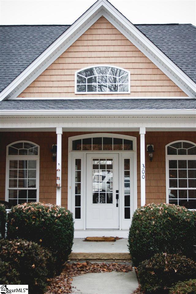 300 Huntington Road Anderson, SC 29626 - Photo 3 of 36 Gallery Image 3