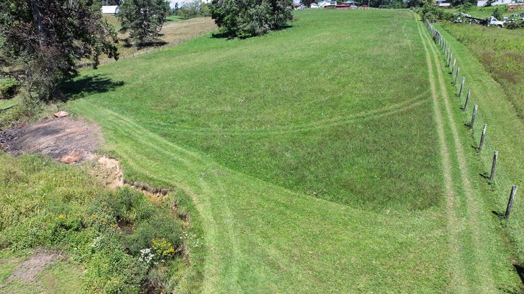 7038 Pipers Gap Road Galax, VA 24333 - Photo 53 of 76 Gallery Image 53