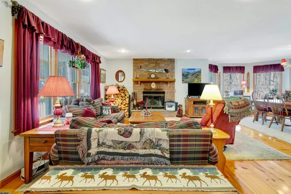 $550,000 | 1229 Sheldon Hill Road, Wardsboro, VT 05360