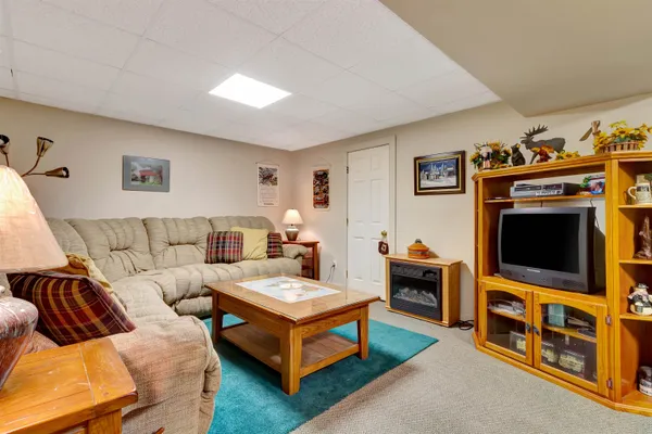 $550,000 | 1229 Sheldon Hill Road, Wardsboro, VT 05360