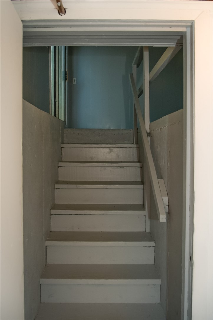 23 Perkins Street Warwick, RI 02886 - Photo 28 of 32