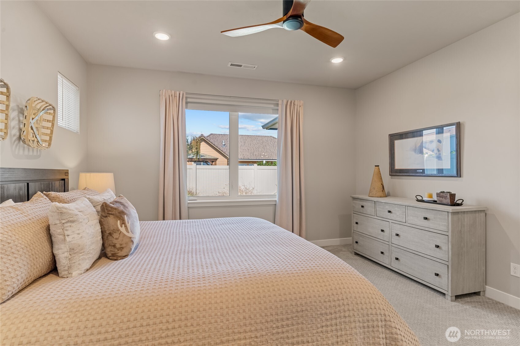 905 North M Loop Drive Southwest Quincy, WA 98848 - Photo 14 of 29