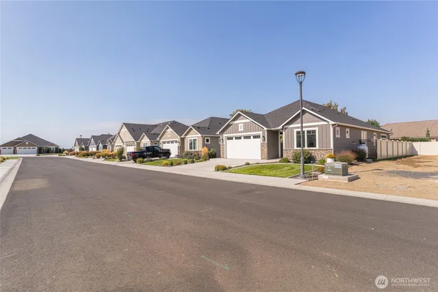 $499,900 | 905 North M Loop Drive Southwest, Quincy, WA 98848