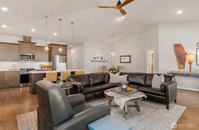 $499,900 | 905 North M Loop Drive Southwest, Quincy, WA 98848