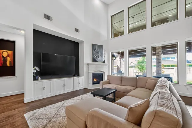 $750,000 | 2515 Legacy Point, Missouri City, TX 77459