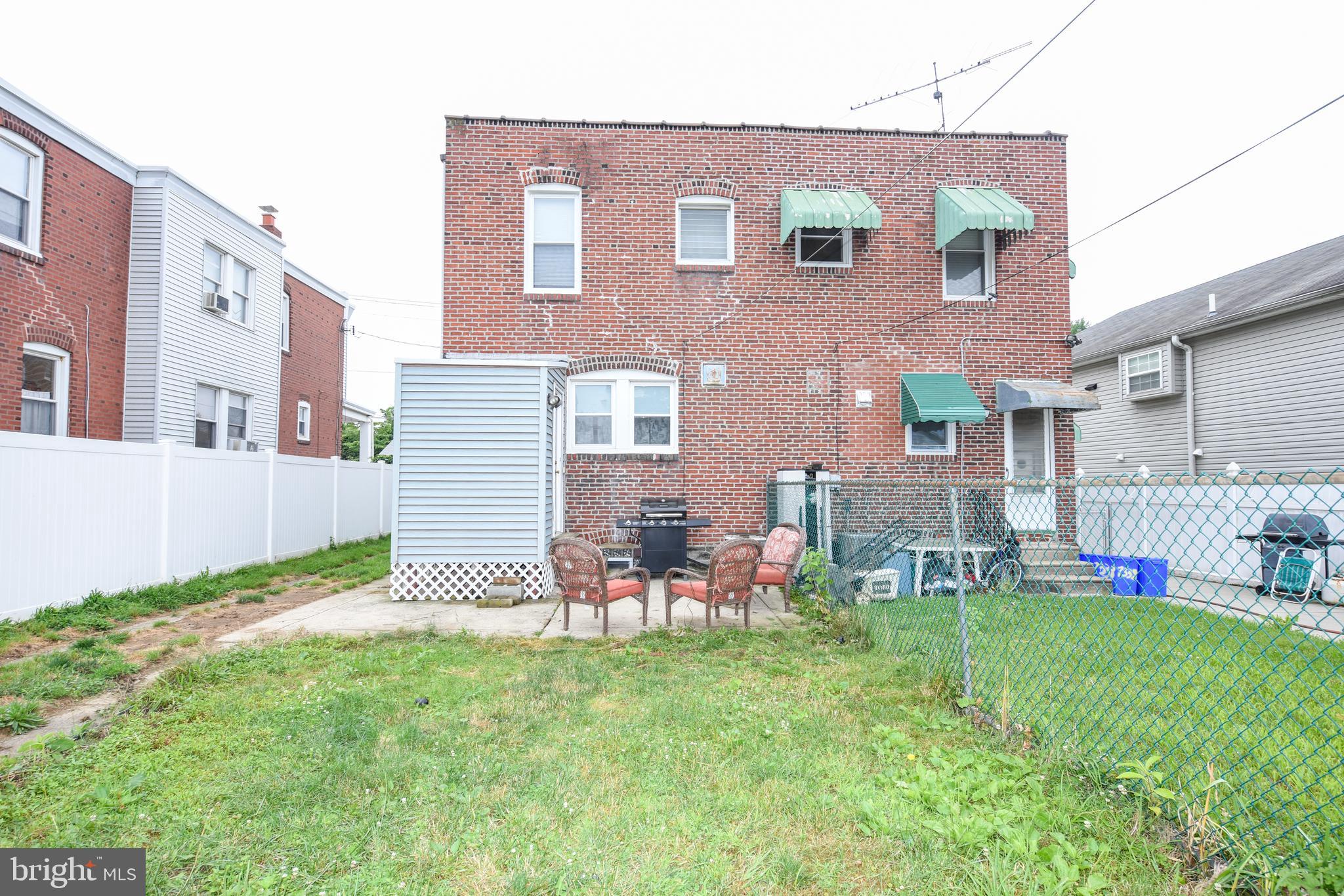 7340 Dungan Road Philadelphia, PA 19111 - Photo 38 of 38 Fenced-in Backyard