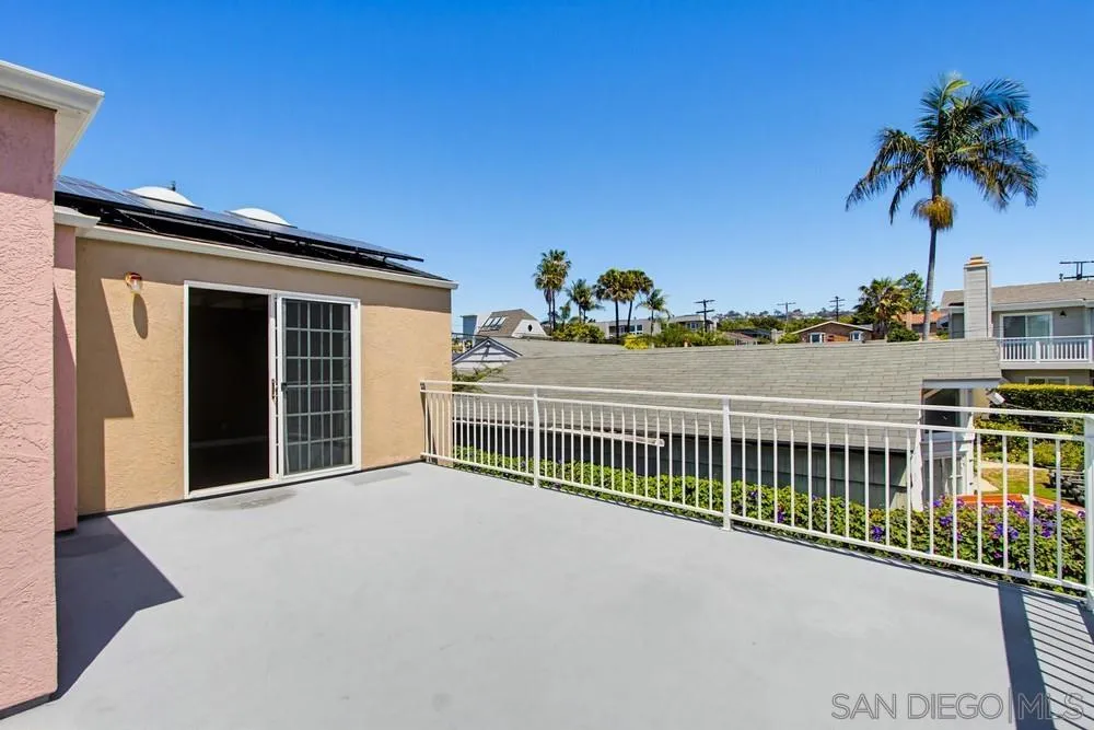 545 Bonair Way La Jolla, CA 92037 - Photo 46 of 57 a view of a balcony with potted plants