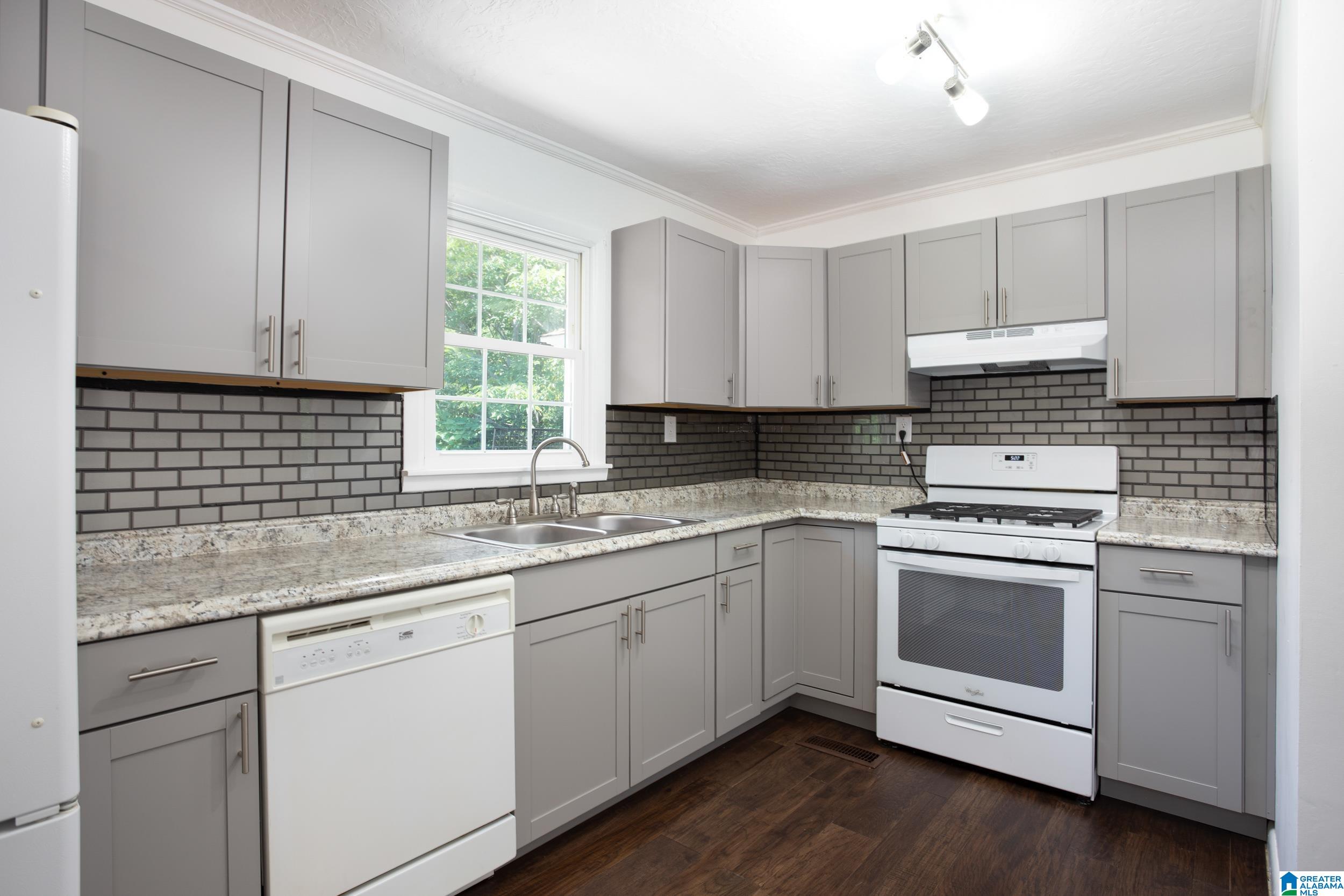 125 Eva Avenue Anniston, AL 36201 - Photo 7 of 37