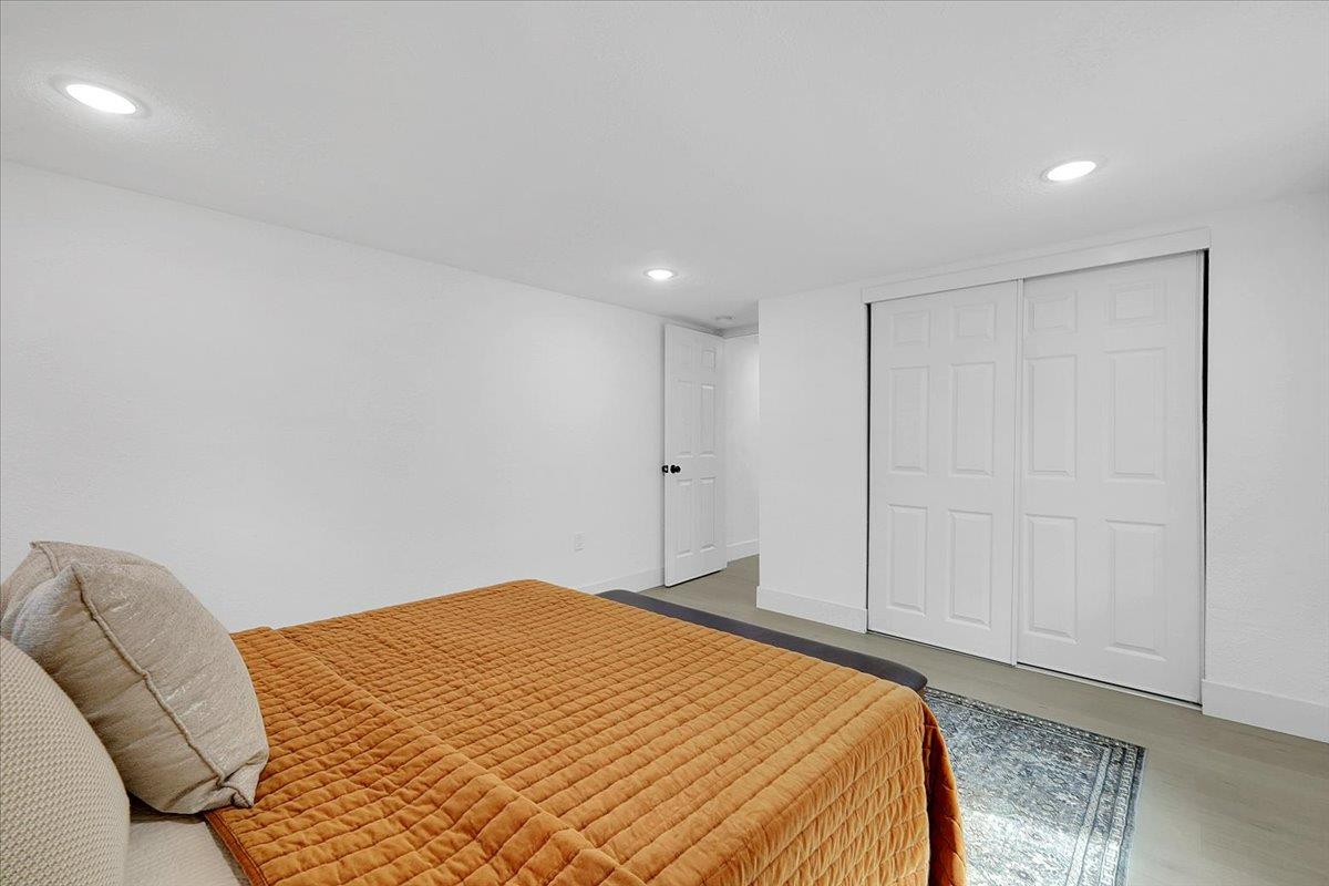 5620 Arboga Road Olivehurst, CA 95961 - Photo 25 of 42 a bedroom with a bed and a closet