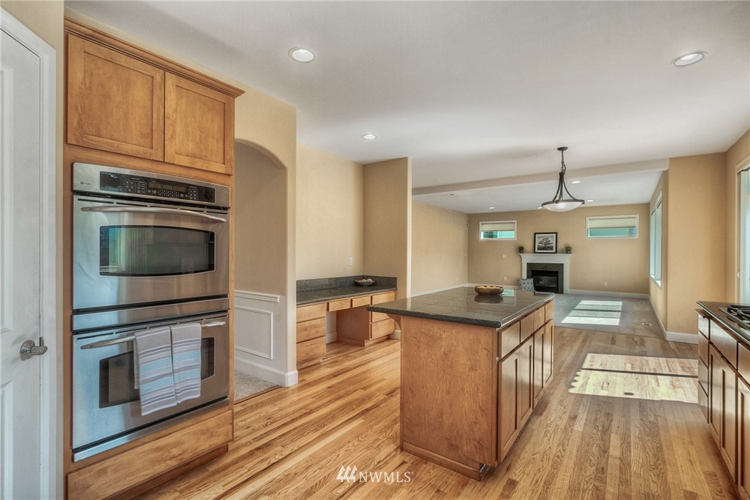 5357 Northeast 4th Court Renton, WA 98059 - Photo 11 of 25