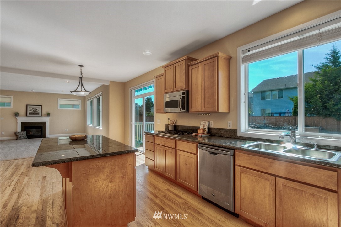 5357 Northeast 4th Court Renton, WA 98059 - Photo 13 of 25