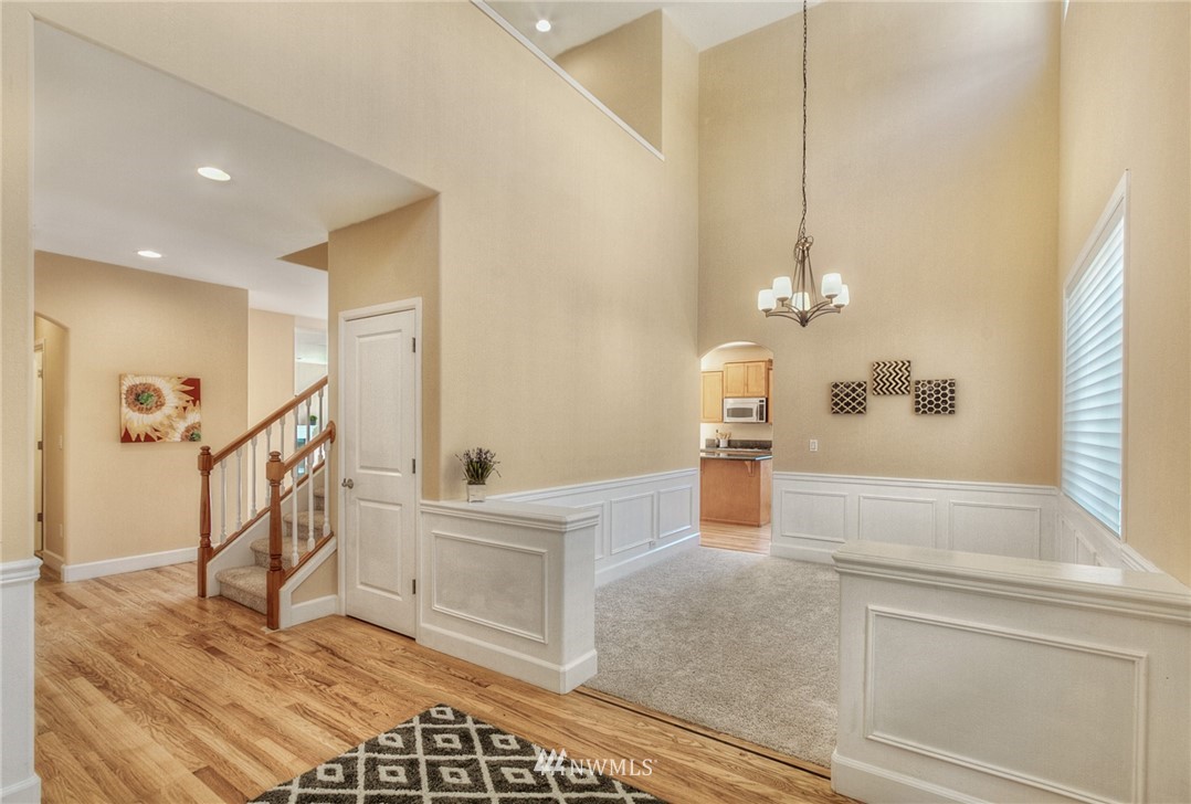 5357 Northeast 4th Court Renton, WA 98059 - Photo 3 of 25