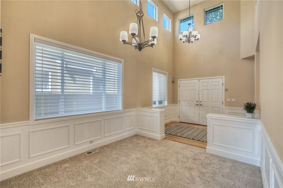 5357 Northeast 4th Court Renton, WA 98059 - Photo 4 of 25