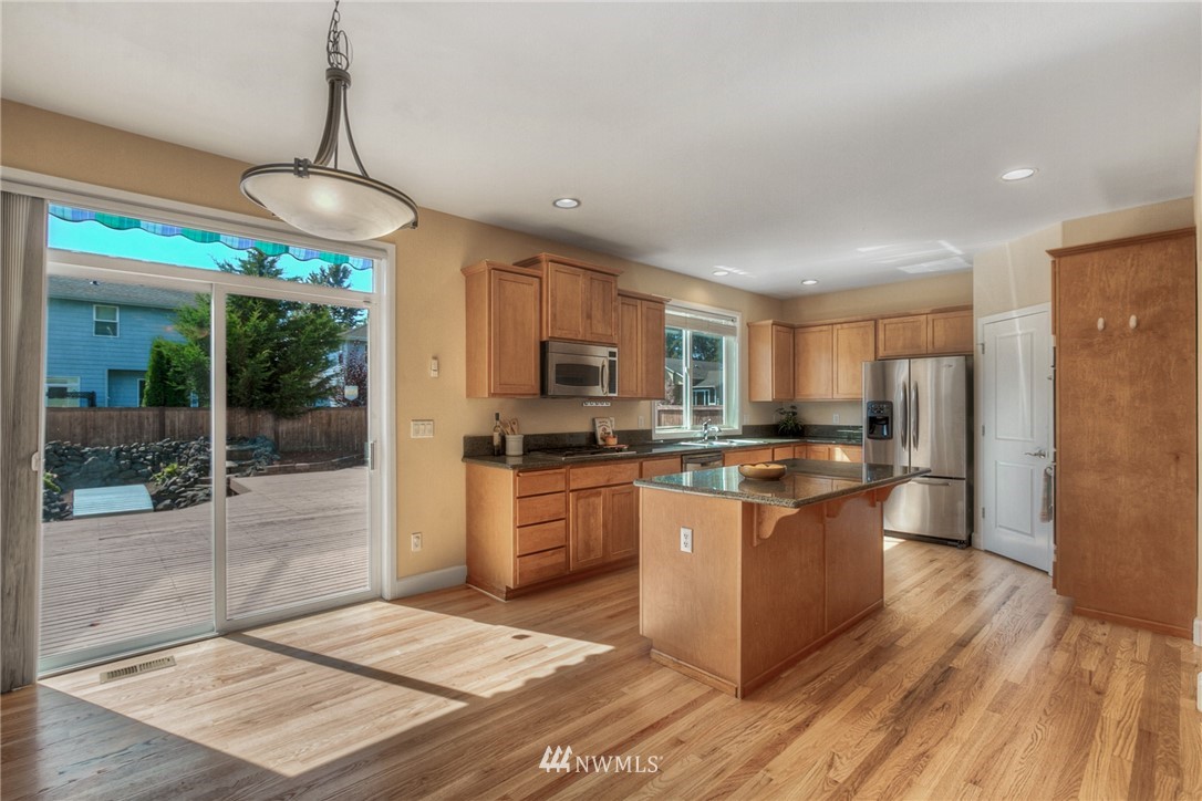 5357 Northeast 4th Court Renton, WA 98059 - Photo 9 of 25
