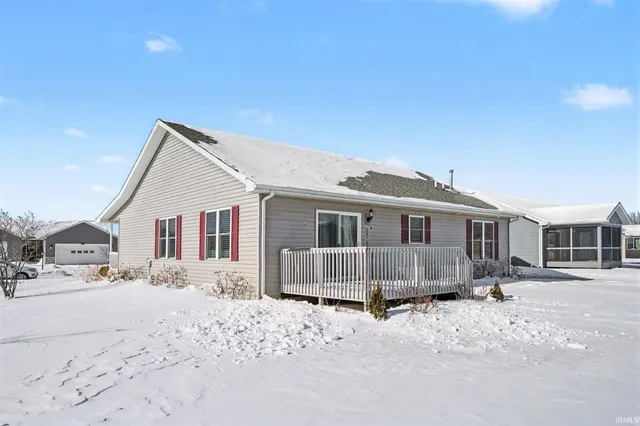 $339,900 | 235 Whispering Boulevard, La Porte, IN 46350