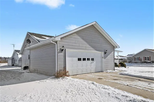 $339,900 | 235 Whispering Boulevard, La Porte, IN 46350