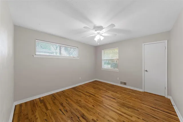 a view of empty room with window
