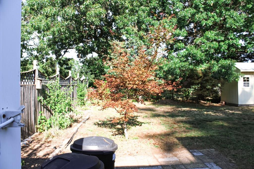163 Bridle Path Road Springfield, MA 01118 - Photo 25 of 28