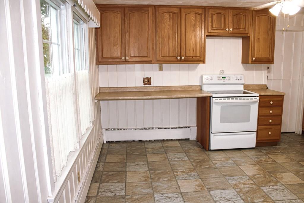 163 Bridle Path Road Springfield, MA 01118 - Photo 7 of 28