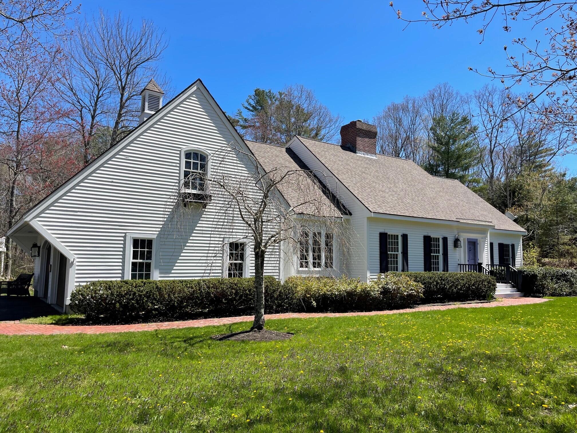 3 Commons Lane Kennebunk, ME 04043 - Photo 3 of 83 Classic Maine Cape