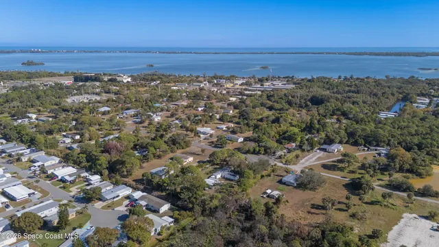 $389,999 | 8280 Pine Ridge Trail, Sebastian, FL 32976