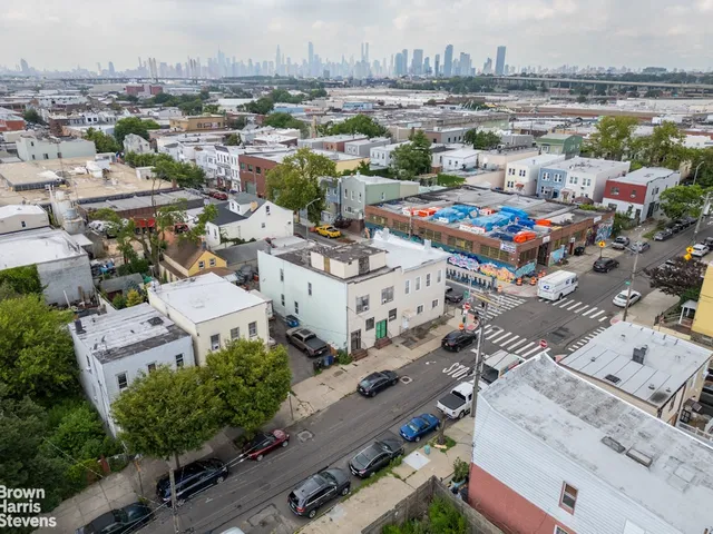 a car parked in front of a building