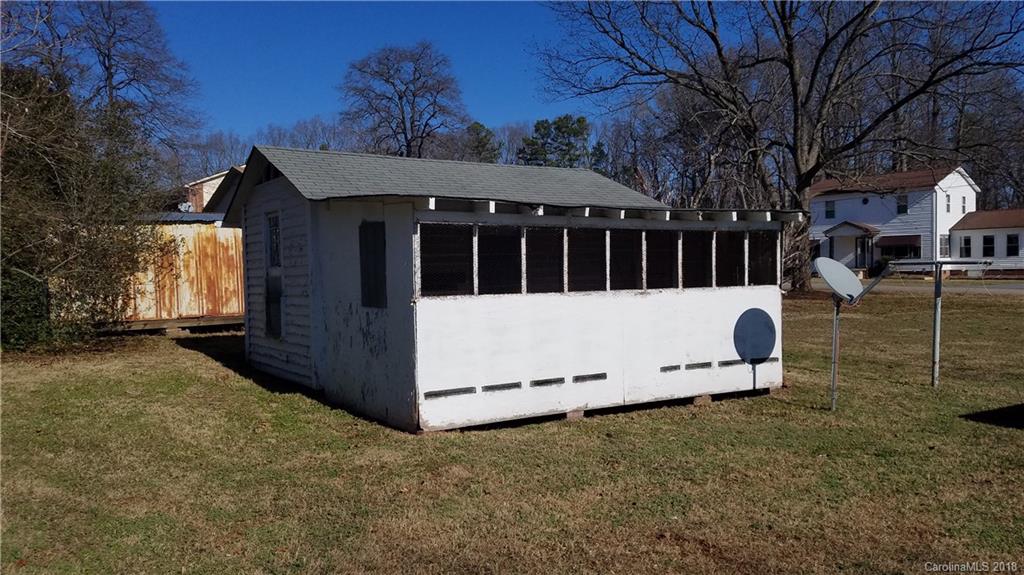 1100 Rogers Lake Road Kannapolis, NC 28081 - Photo 3 of 13 Gallery Image 3