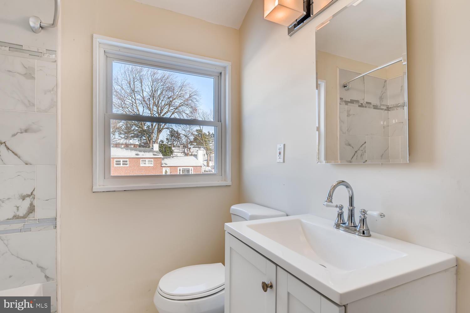 939 Southridge Road Baltimore, MD 21228 - Photo 15 of 27