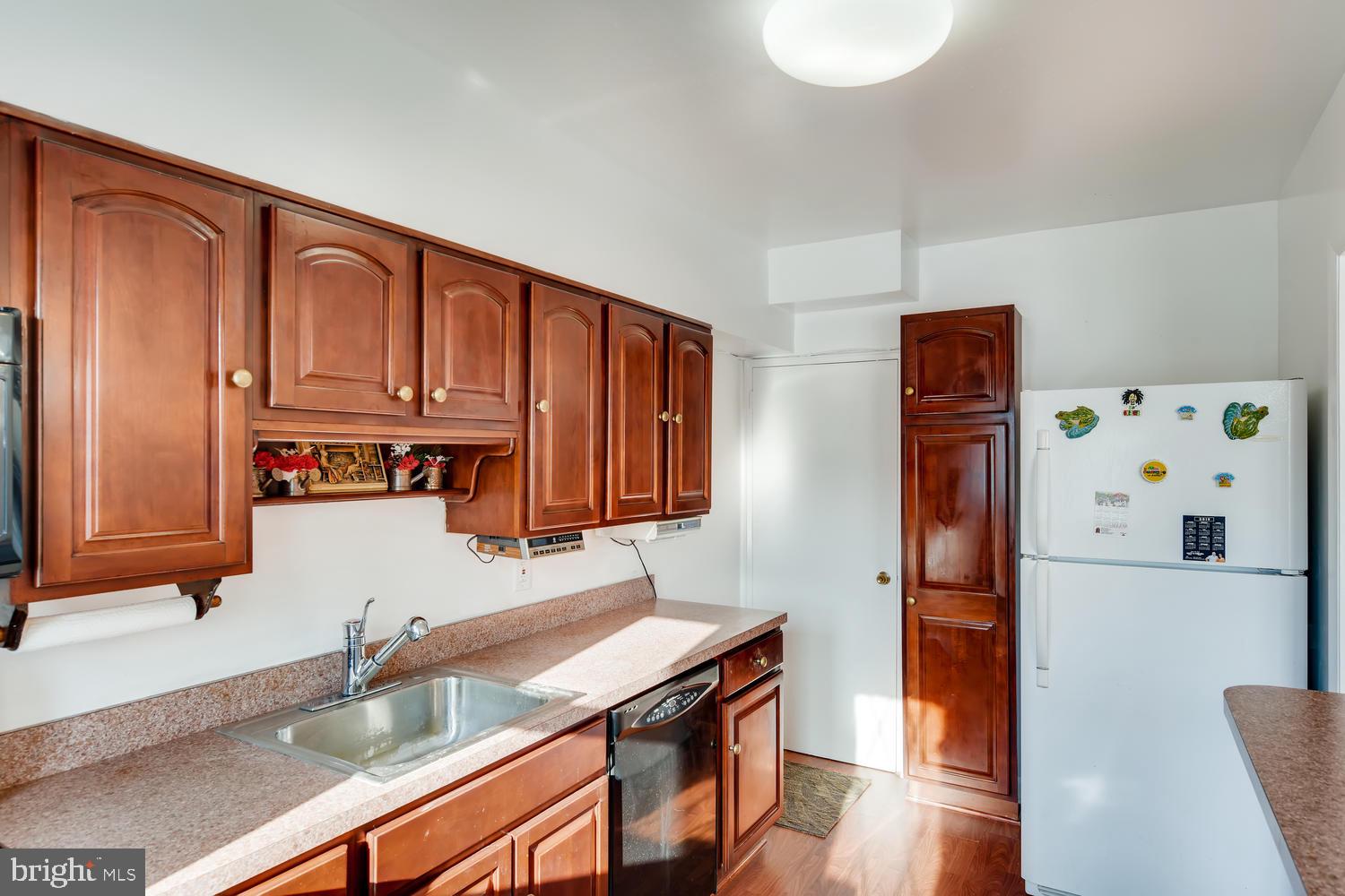 939 Southridge Road Baltimore, MD 21228 - Photo 10 of 27