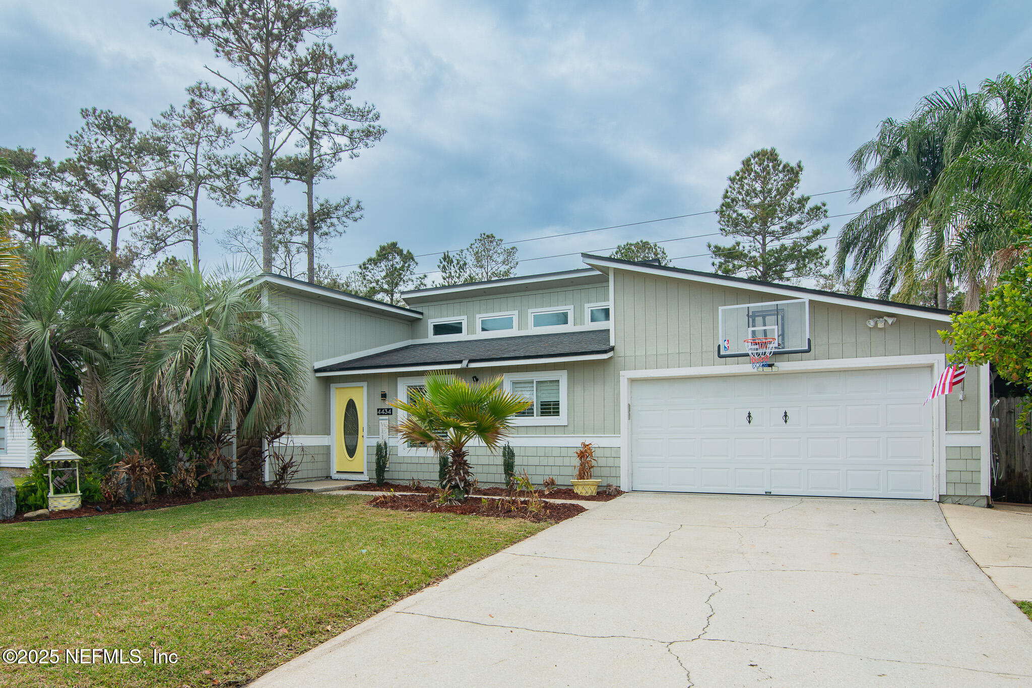 4434 Port Arthur Road Jacksonville, FL 32224 - Photo 1 of 42 Welcome home!