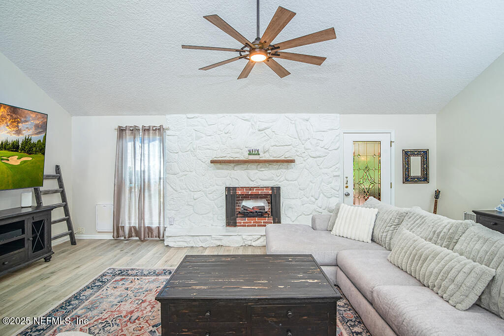 4434 Port Arthur Road Jacksonville, FL 32224 - Photo 12 of 42 Feature fireplace!