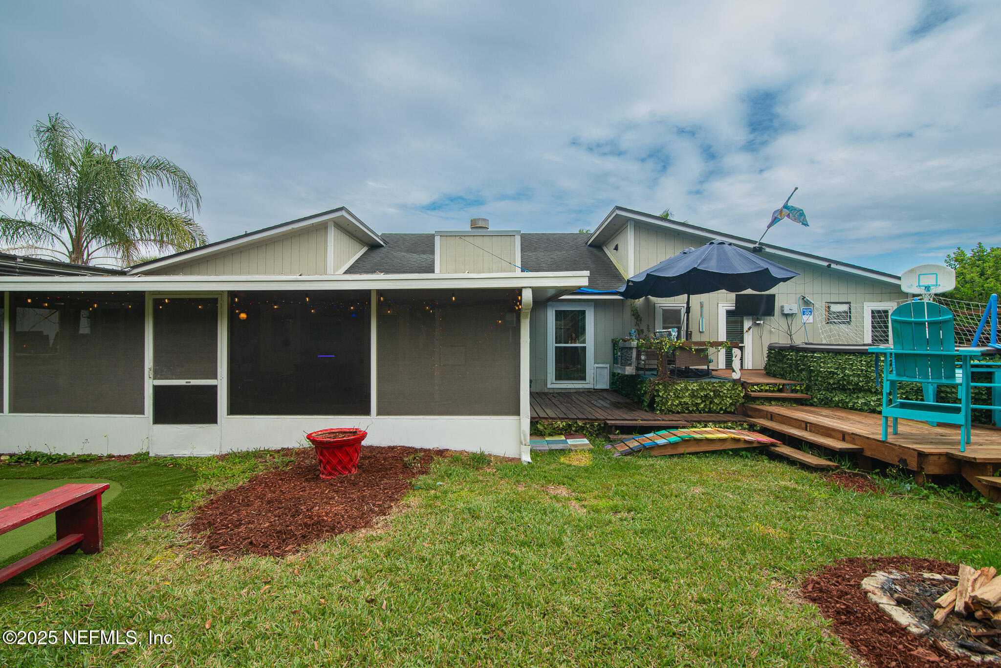 4434 Port Arthur Road Jacksonville, FL 32224 - Photo 25 of 42 Doggy delight!