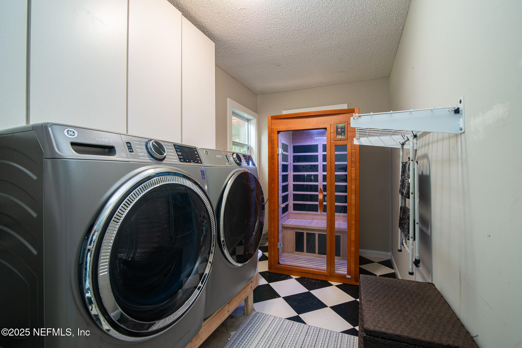 4434 Port Arthur Road Jacksonville, FL 32224 - Photo 33 of 42 Indoor Laundry