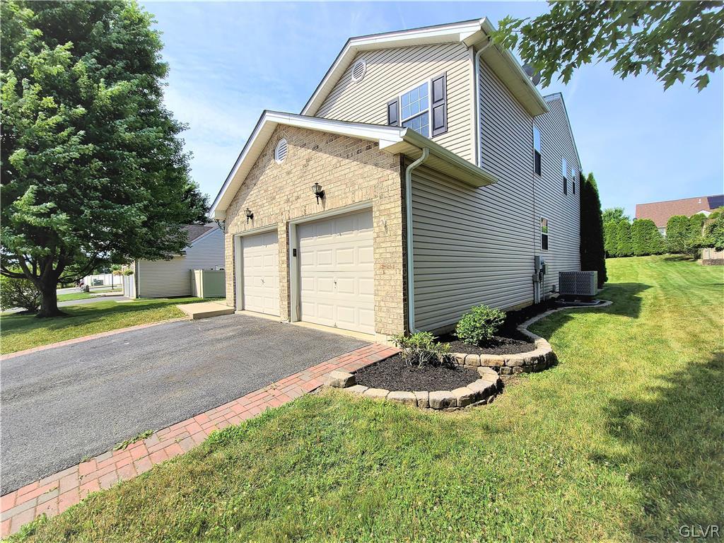 2550 Ben Jon Road Easton, PA 18040 - Photo 3 of 30 Gallery Image 3