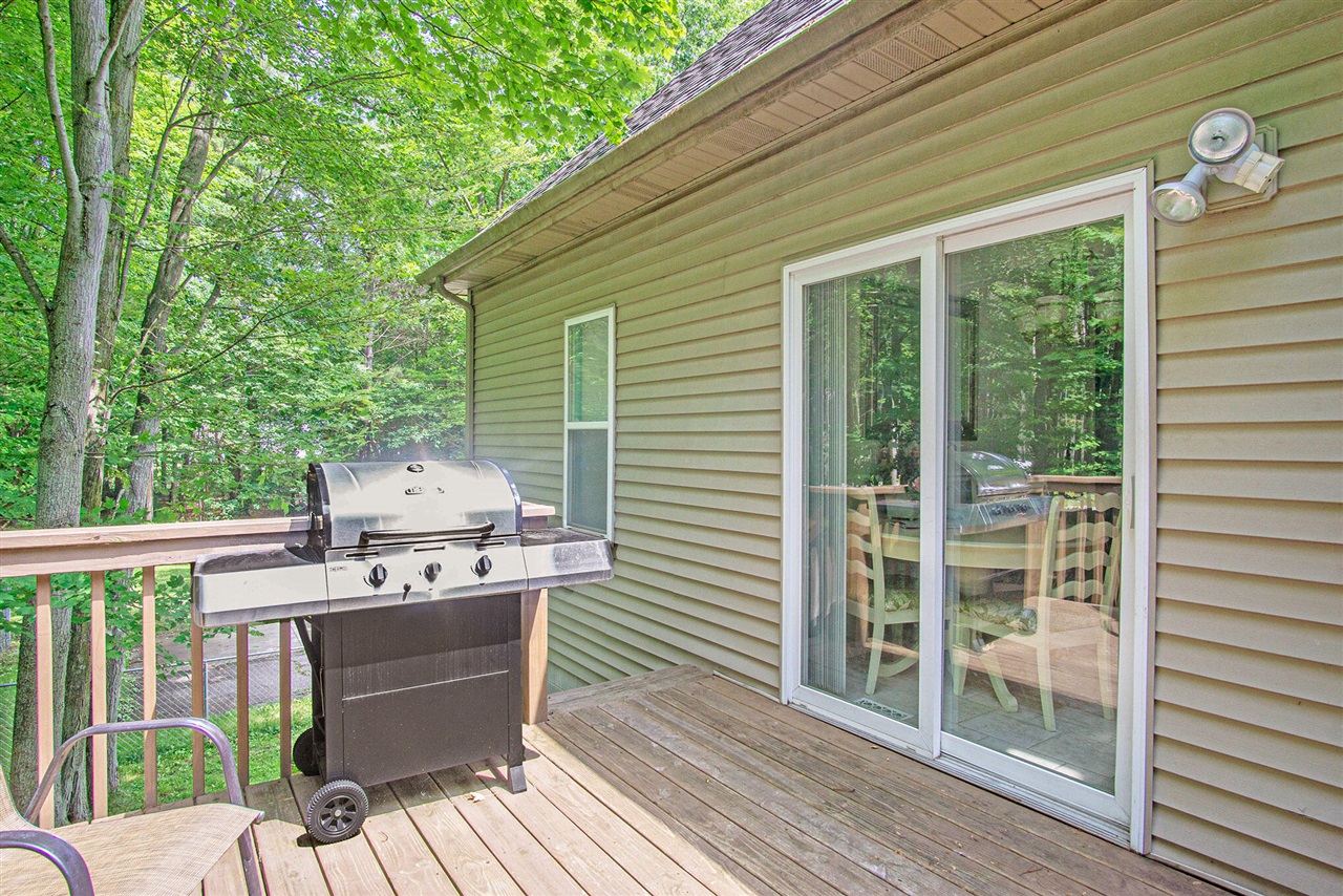 18501 148th Avenue Spring Lake, MI 49456 - Photo 27 of 33