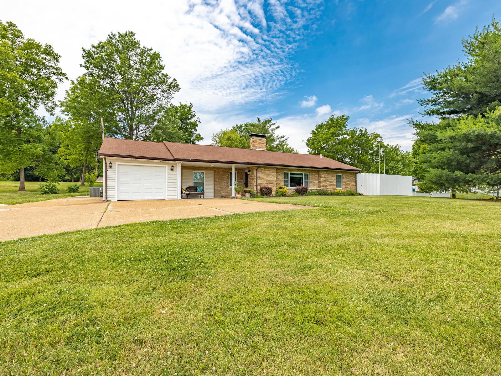 4231 Von Talge Road St. Louis, MO 63128 - Photo 1 of 34 Gallery Image 1