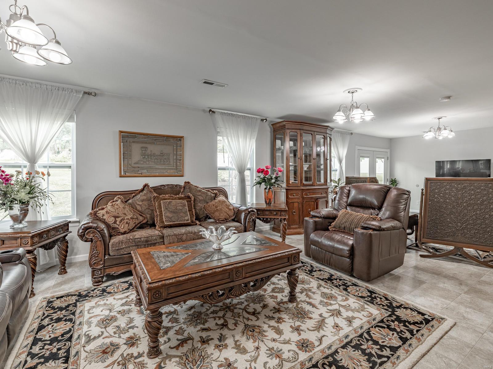 4231 Von Talge Road St. Louis, MO 63128 - Photo 13 of 34 Gallery Image 13