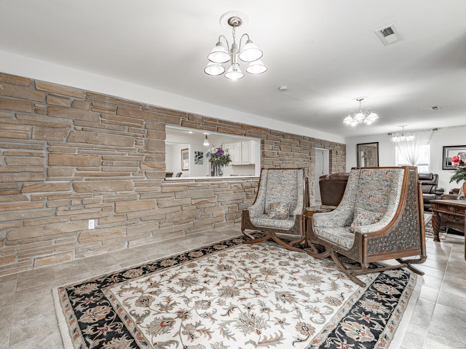 4231 Von Talge Road St. Louis, MO 63128 - Photo 17 of 34 Gallery Image 17