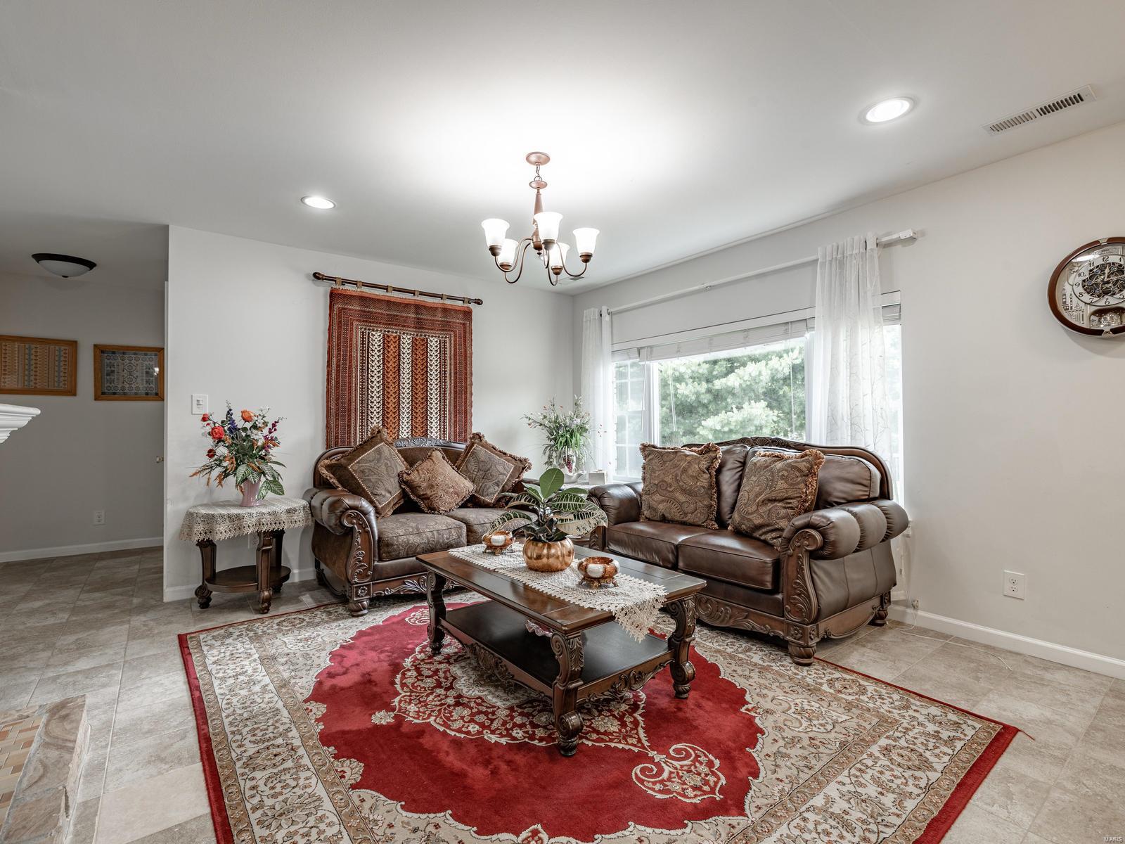 4231 Von Talge Road St. Louis, MO 63128 - Photo 5 of 34 Gallery Image 5
