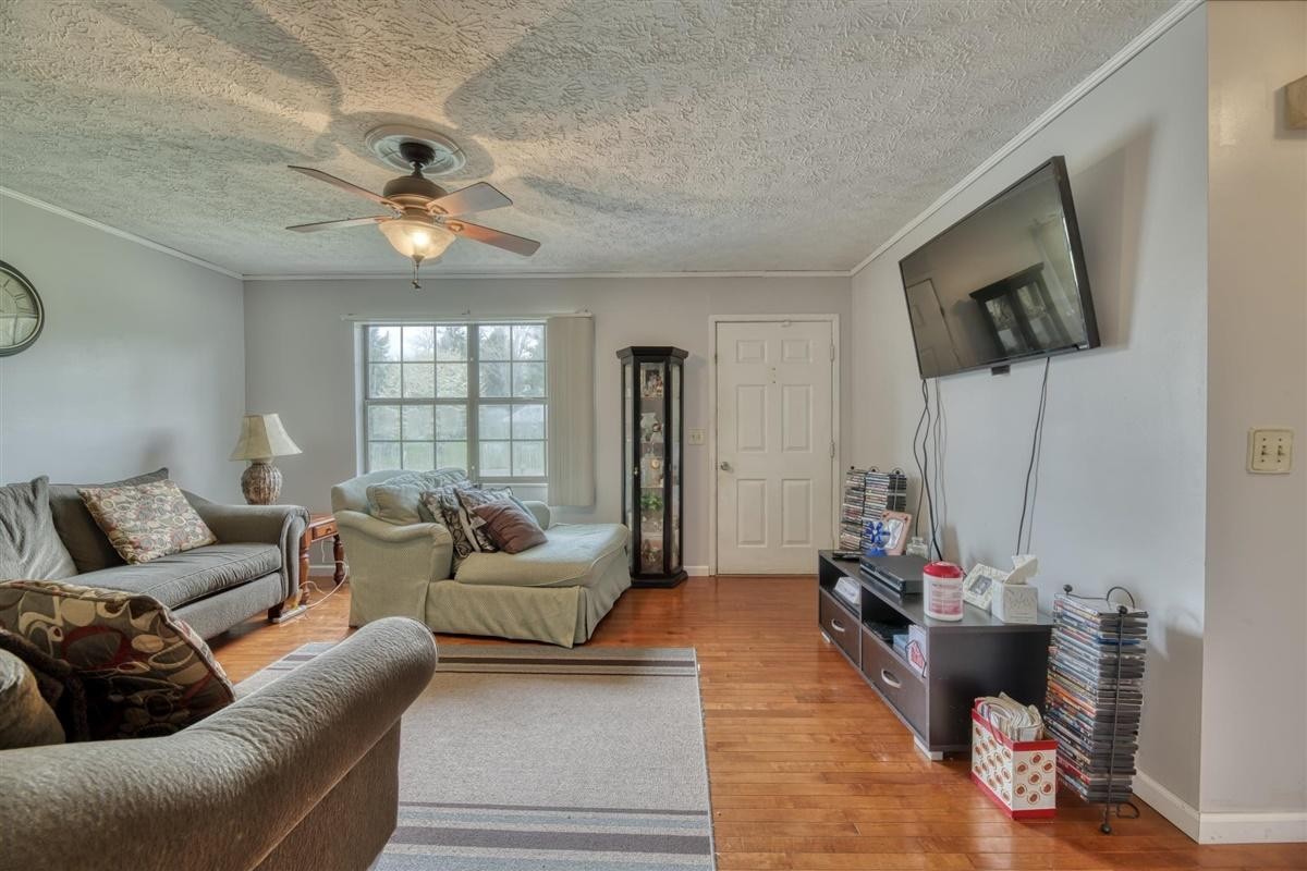 207 Guthrie Road Athens, TN 37303 - Photo 4 of 25 Gallery Image 4